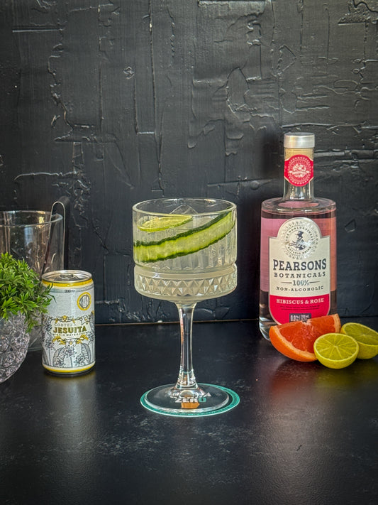 Hibiscus Tonic (Estilo Gin & Tonic)